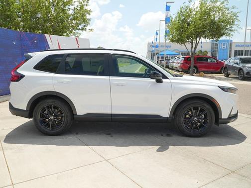 Platinum White Pearl 2026 Honda CR-V Hybrid Sport-L FWD