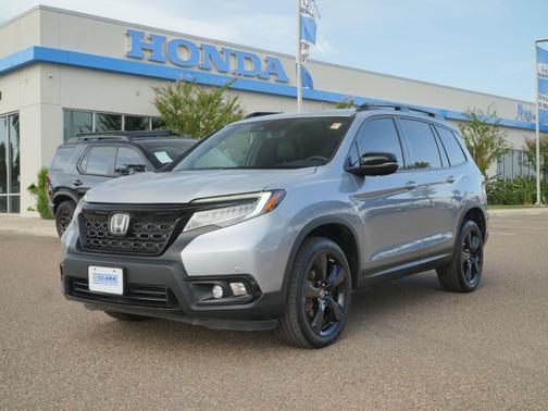 Lunar Silver Metallic 2019 Honda Passport Elite