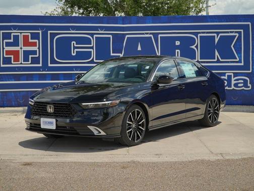 Crystal Black Pearl 2026 Honda Accord Hybrid Touring