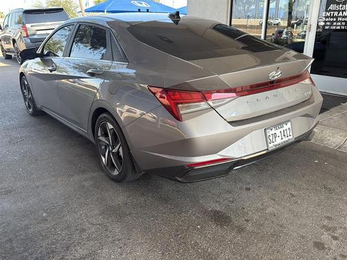 2023 Hyundai ELANTRA HEV Limited