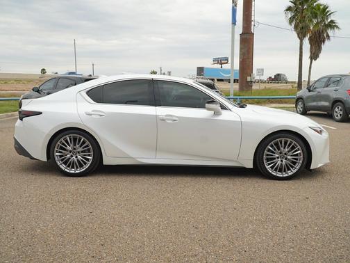 2023 Lexus IS 300 Base