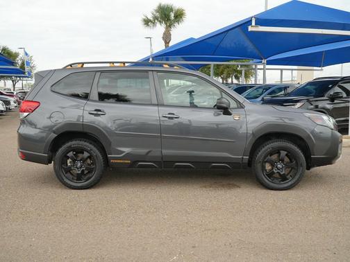 Magnetite Gray Metallic 2023 Subaru Forester Wilderness