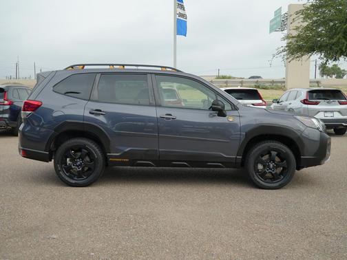 Magnetite Gray Metallic 2023 Subaru Forester Wilderness
