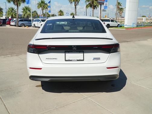 2025 Honda Accord Hybrid Base