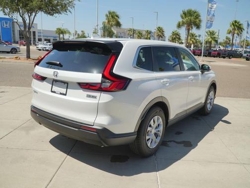 Platinum White Pearl 2026 Honda CR-V LX 2WD