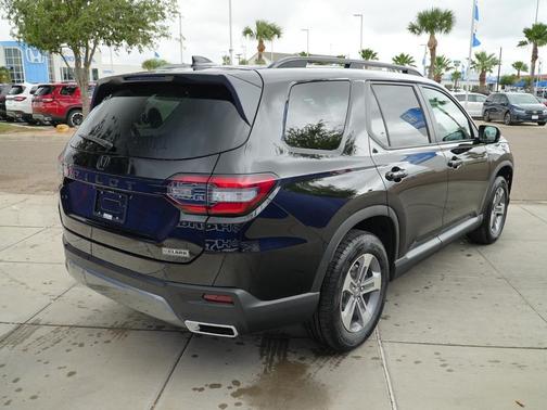 Crystal Black Pearl 2026 Honda Pilot EX-L