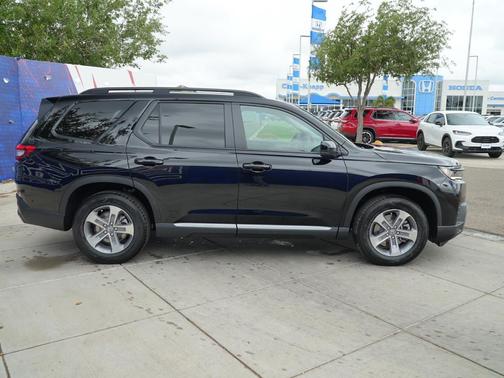 Crystal Black Pearl 2026 Honda Pilot EX-L