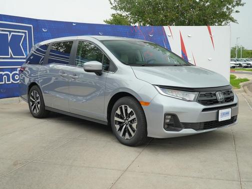 Solar Silver Metallic 2026 Honda Odyssey EX-L