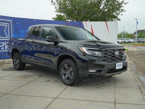Crystal Black Pearl 2026 Honda Ridgeline TrailSport