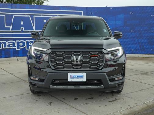 Crystal Black Pearl 2026 Honda Ridgeline TrailSport