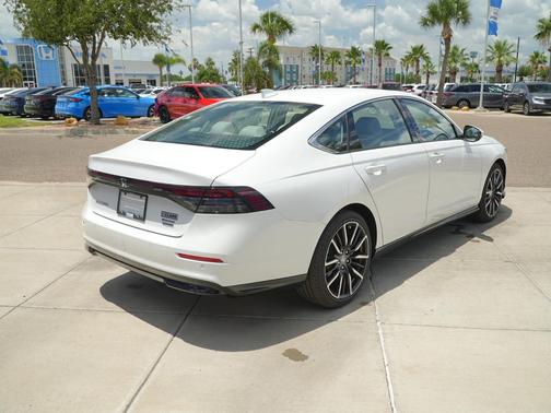 Platinum White Pearl 2026 Honda Accord Hybrid Touring