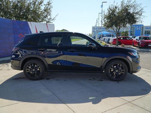 2026 Honda HR-V 2WD Sport