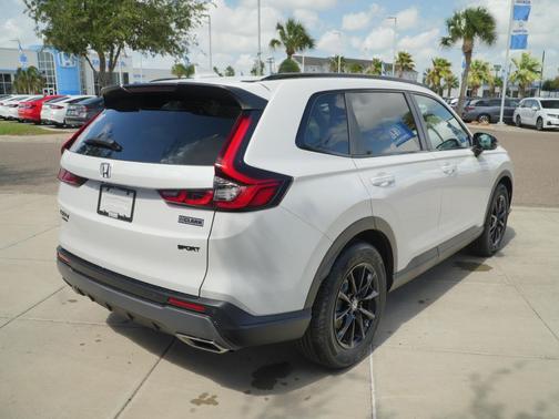 Platinum White Pearl 2026 Honda CR-V Hybrid Sport-L FWD