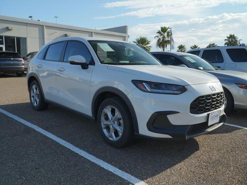 Platinum White Pearl 2025 Honda HR-V LX