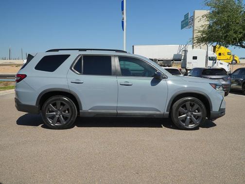 Sonic Gray Pearl 2025 Honda Pilot Sport