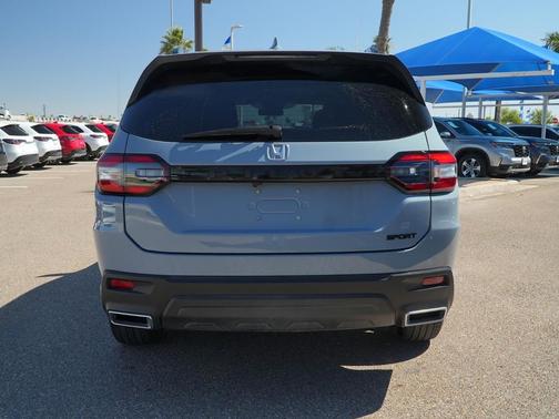 Sonic Gray Pearl 2025 Honda Pilot Sport