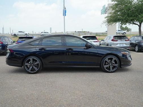 Crystal Black Pearl 2026 Honda Accord SE