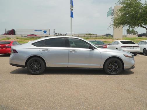 Solar Silver Metallic 2025 Honda Accord SE