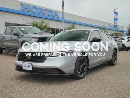 Solar Silver Metallic 2025 Honda Accord SE