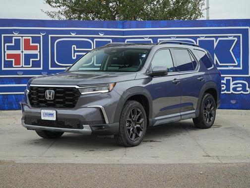 2025 Honda Pilot Touring 8-Passenger