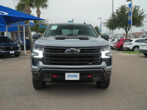Sterling Gray Metallic 2024 Chevrolet Silverado 1500 LT Trail Boss