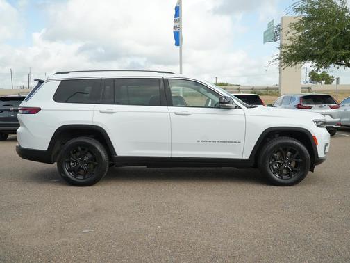 Bright White Clearcoat 2023 Jeep Grand Cherokee L Limited