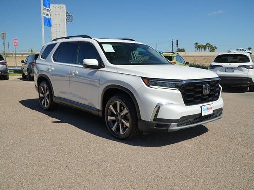 2023 Honda Pilot Touring 8-Passenger