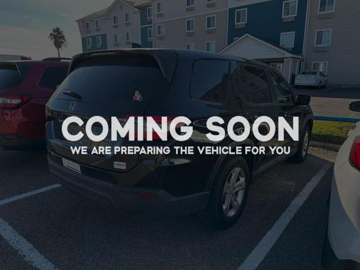 2023 Honda Pilot 2WD LX