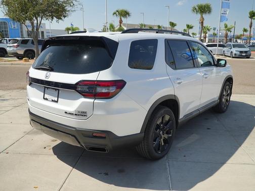 2026 Honda Pilot Black Edition
