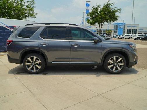 2025 Honda Pilot Touring 8-Passenger