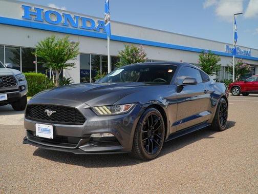 2017 Ford Mustang V6