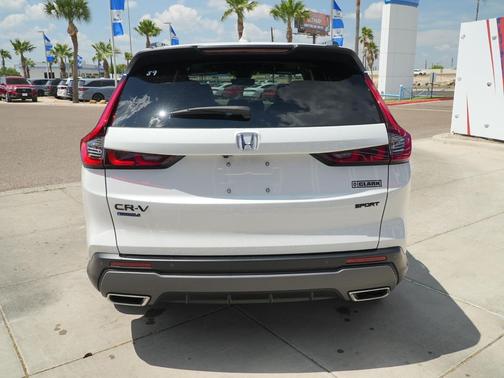 Platinum White Pearl 2026 Honda CR-V Hybrid Sport-L FWD