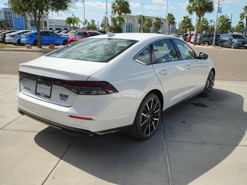 2025 Honda Accord Hybrid Touring