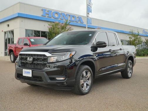 Crystal Black Pearl 2024 Honda Ridgeline RTL