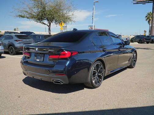 2022 BMW 540 i