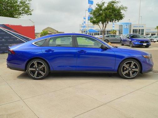2025 Honda Accord Hybrid Base