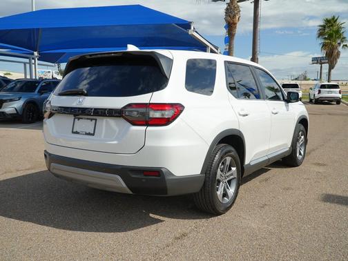 Platinum White Pearl 2025 Honda Pilot EX-L