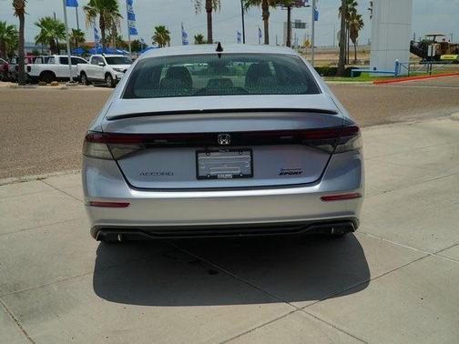 2025 Honda Accord Hybrid Base