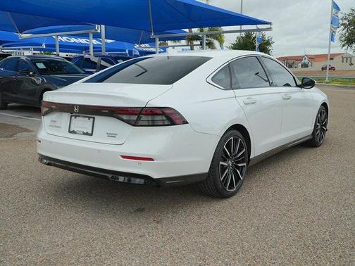 2023 Honda Accord Hybrid Touring