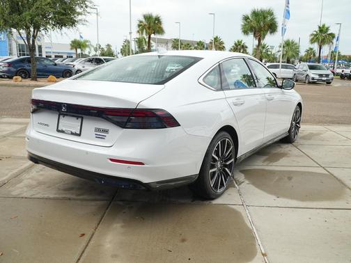 2025 Honda Accord Hybrid Touring