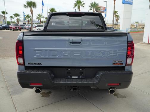 Sonic Gray Pearl 2026 Honda Ridgeline TrailSport+