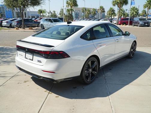 2025 Honda Accord Hybrid Base