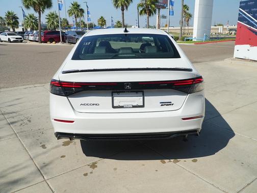 2025 Honda Accord Hybrid Base