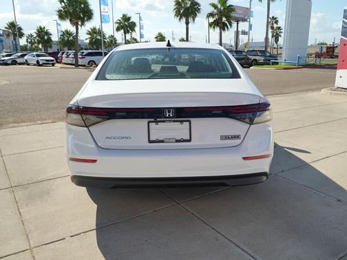 2025 Honda Accord Sport SE 1.5T