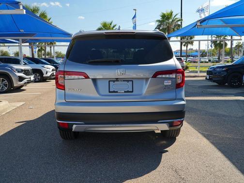 2022 Honda Pilot AWD Elite