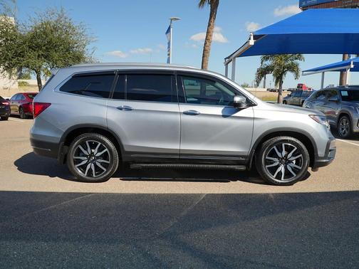 2022 Honda Pilot AWD Elite