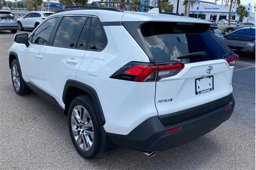 2019 Toyota RAV4 XLE Premium