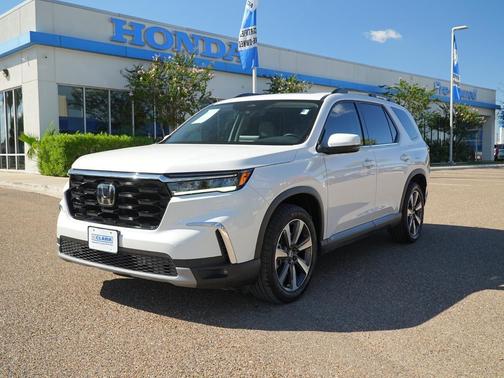 2023 Honda Pilot Touring 8-Passenger
