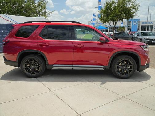2025 Honda Pilot Touring 8-Passenger