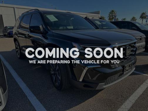 2025 Honda Pilot Touring 8-Passenger